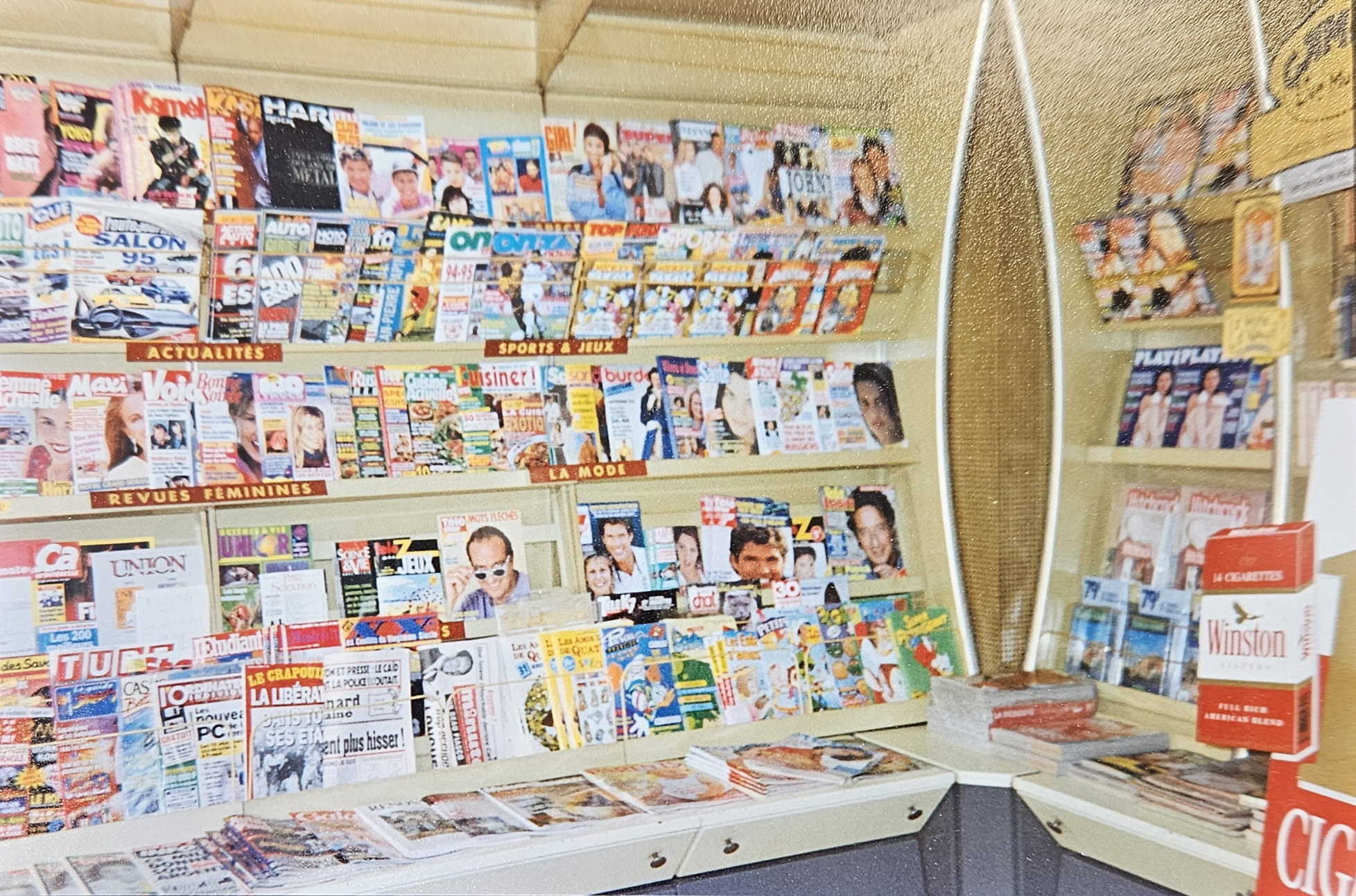histoire 1968 Françoise meuclet ouvre un magasin de presse librairie papeterie a douai